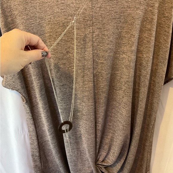 APT 9 Women’s brown heathered shirt sleeve top with front knot size LARGE - Picture 9 of 9